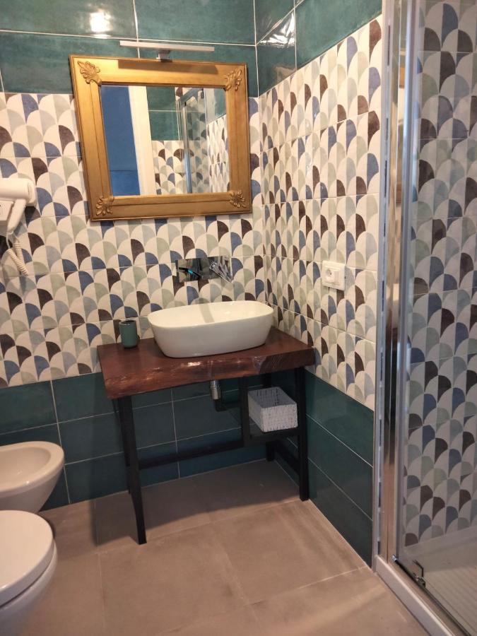 לינה וארוחת בוקר אגרופולי Frizzo House מראה חיצוני תמונה